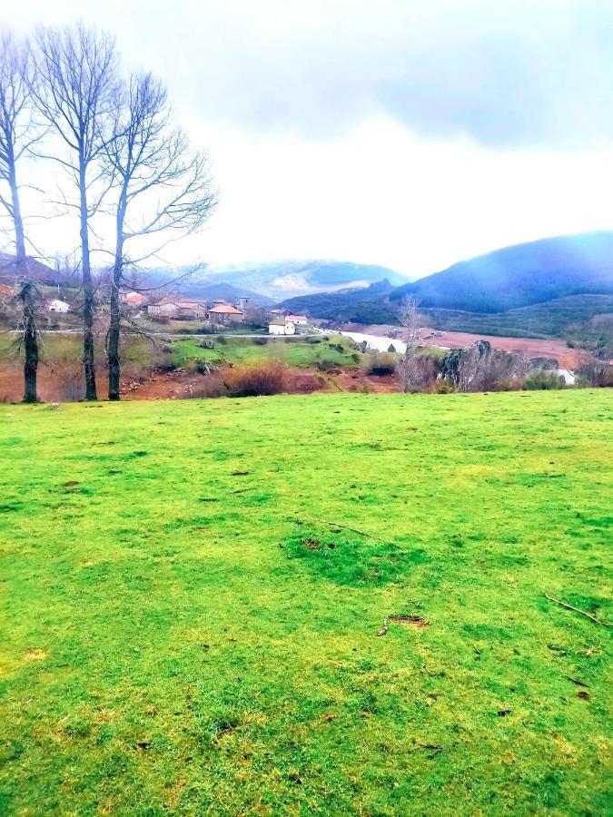 Ferienwohnung La Casita De La Montana Alba de los Cardaños Exterior foto